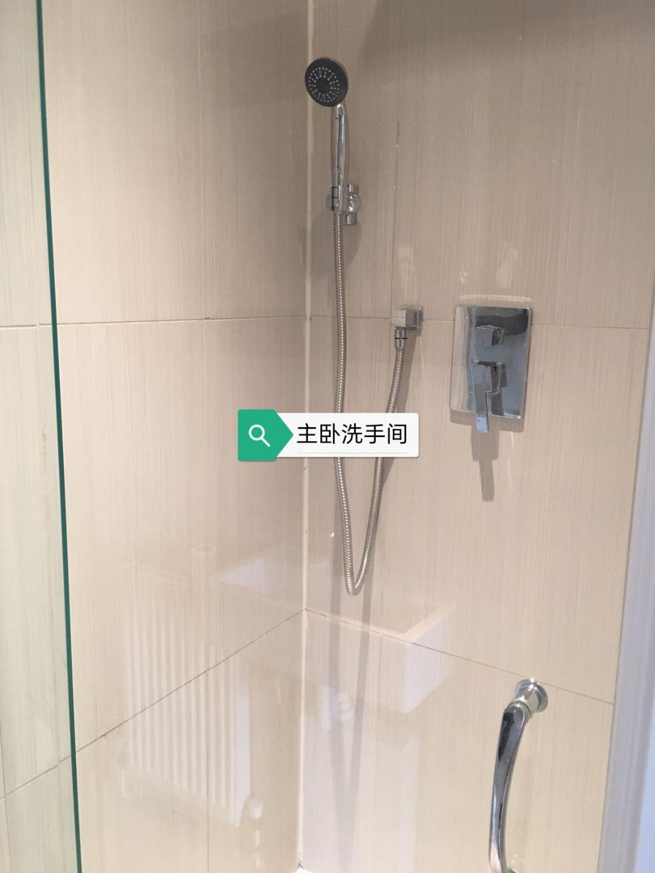 Spacious 3 Bedroom In Appartement *